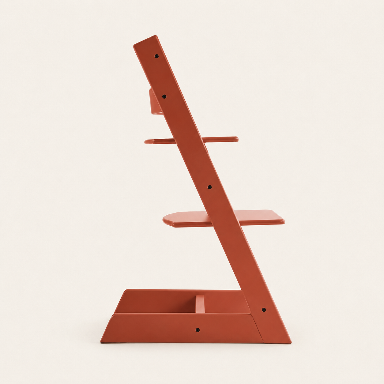 Where We’d Spend (And Save) on a High Chair